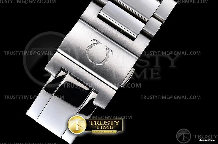 1031 OMG0659 – Aqua Terra 150m